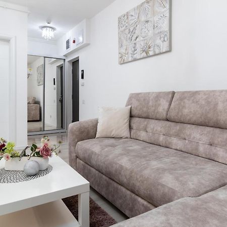 Premier Apartment Luceafarul Oradea Exterior foto